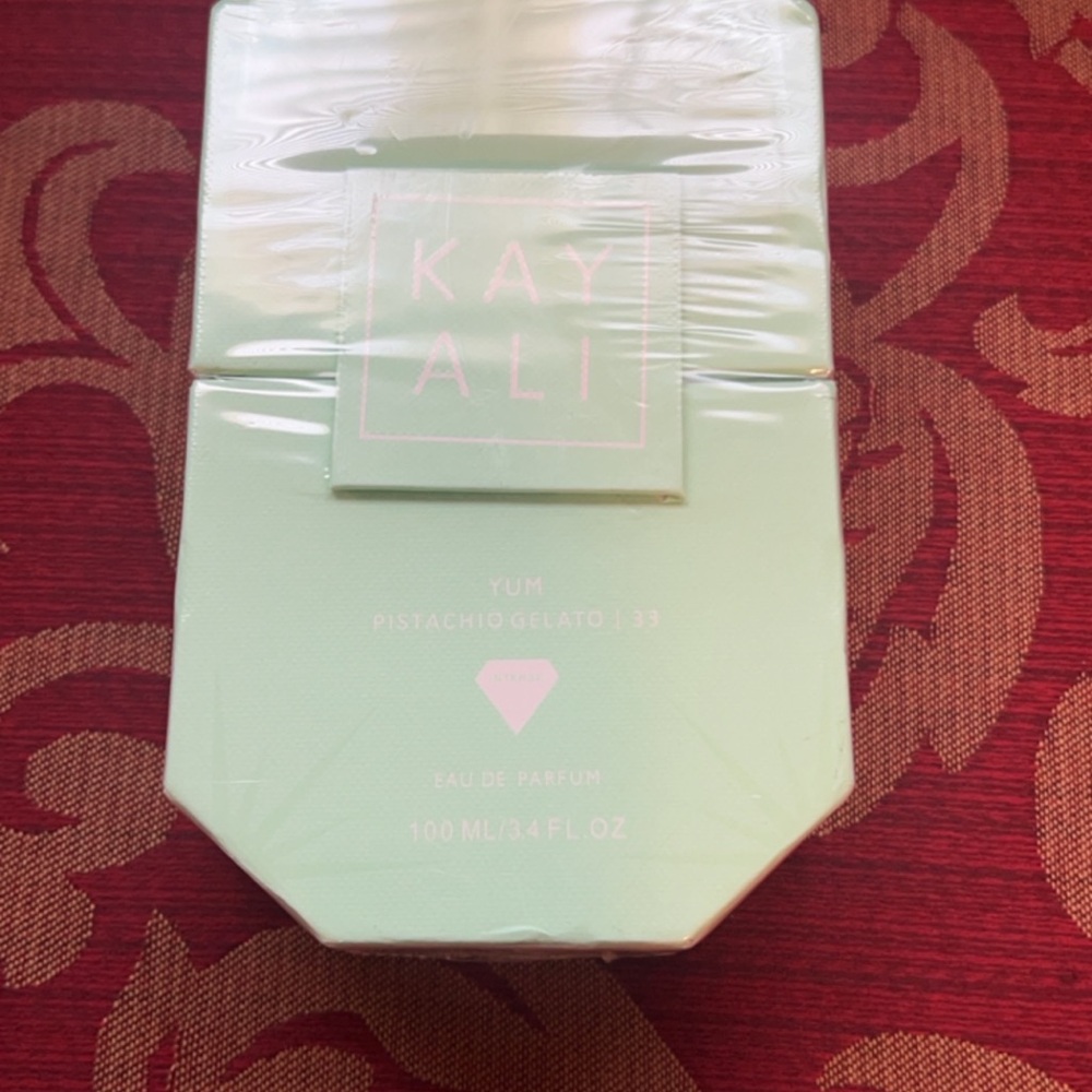 Kay Ali Yum Pistachio Gelato
Brand New Never Opened